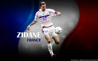 BET5体育快讯-C罗替补引发舆论风暴